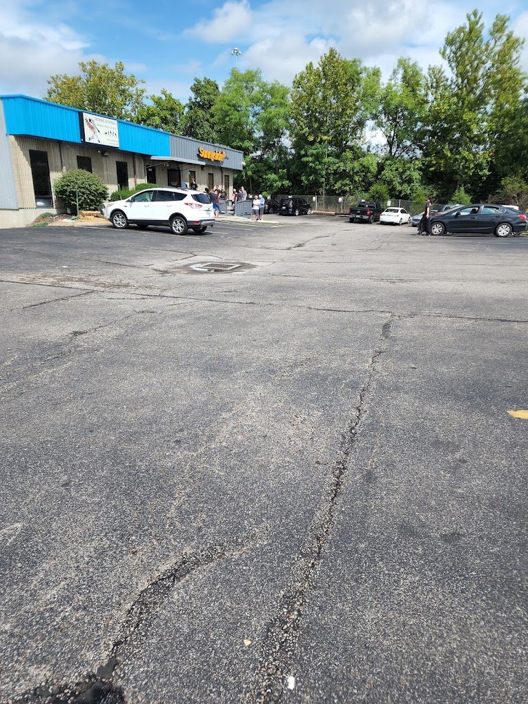 sunnyside dispensary parking view